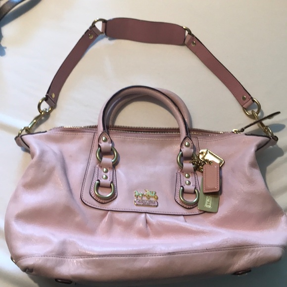 Coach Handbags - Coach pale pink purse